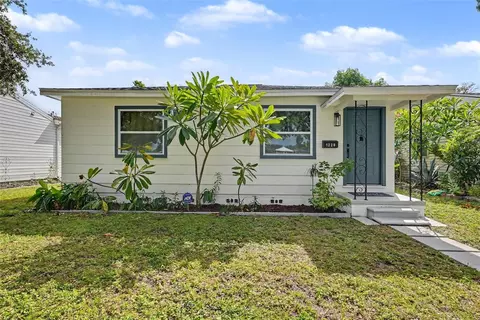 1228 56th Ave N, Saint Petersburg, FL 33703