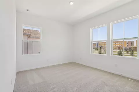 Bedroom - 6670 Tentpeg Trl, Saint Cloud, FL 34771 photo 6 of 7