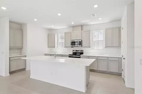 Kitchen - 6670 Tentpeg Trl, Saint Cloud, FL 34771 photo 2 of 2