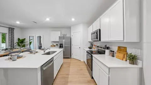 Kitchen - 3099 Stanton Ave, Spring Hill, FL 34606 photo 3 of 7