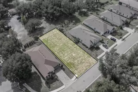 14194 Thoroughbred Dr, Dade City, FL 33525