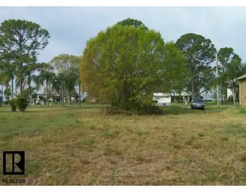 719 E Shore Dr E, Oldsmar, FL 34677 photo 1