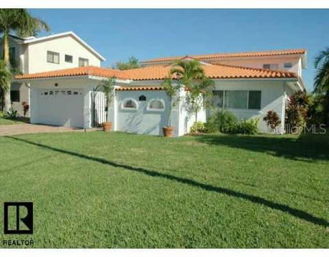 521 Crystal Dr, Madeira Beach, FL 33708 photo 1