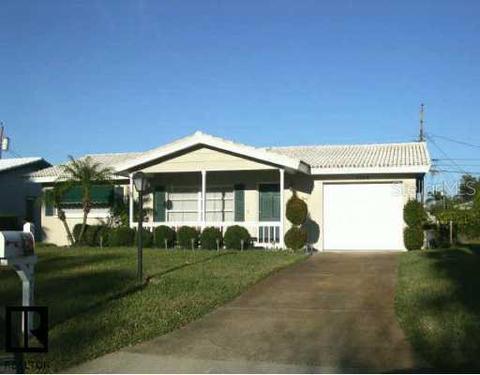 2349 Forest Dr, Clearwater, FL 33763 photo 1