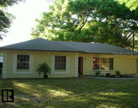 3908 E Lake Dr, Seffner, FL 33584 photo 1