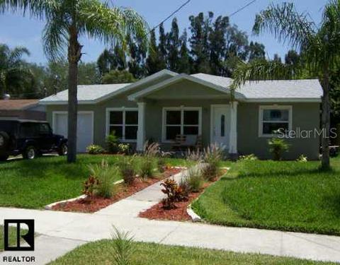 33 Broadway, Dunedin, FL 34698 photo 1