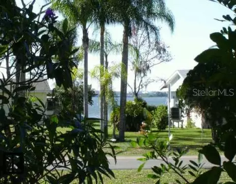 403 Shore Dr E, Oldsmar, FL 34677 photo 1