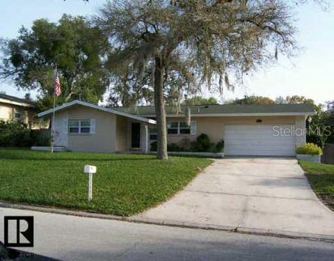 1135 Fairway Dr, Dunedin, FL 34698 photo 1