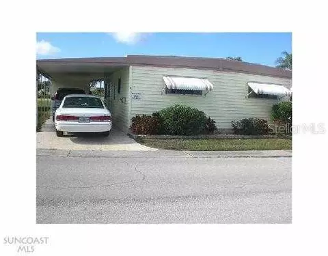 51 Thatch Palm St E, Largo, FL 33770 photo 1