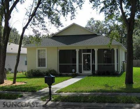 751 7th Ave NE, Largo, FL 33770 photo 1