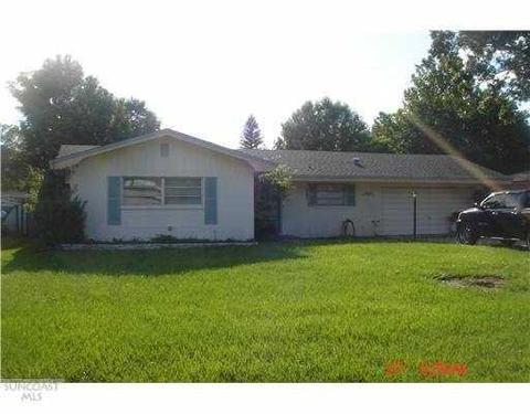 546 Deville Dr E, Largo, FL 33771 photo 1