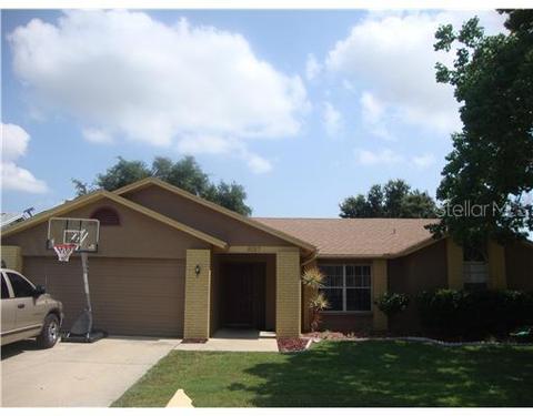 8057 Perth Dr, Largo, FL 33773 photo 1