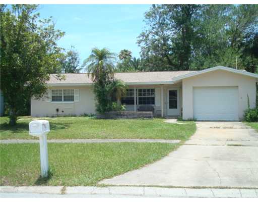 752 Brookfield Dr, Largo, FL 33771 photo 1