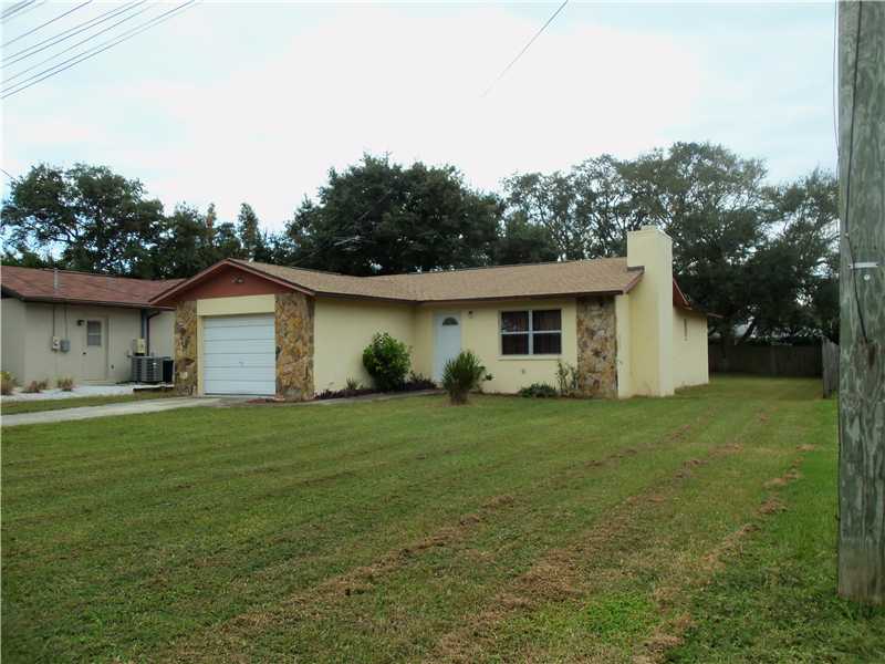 14782 Pinecrest Dr, Largo, FL 33774 photo 1