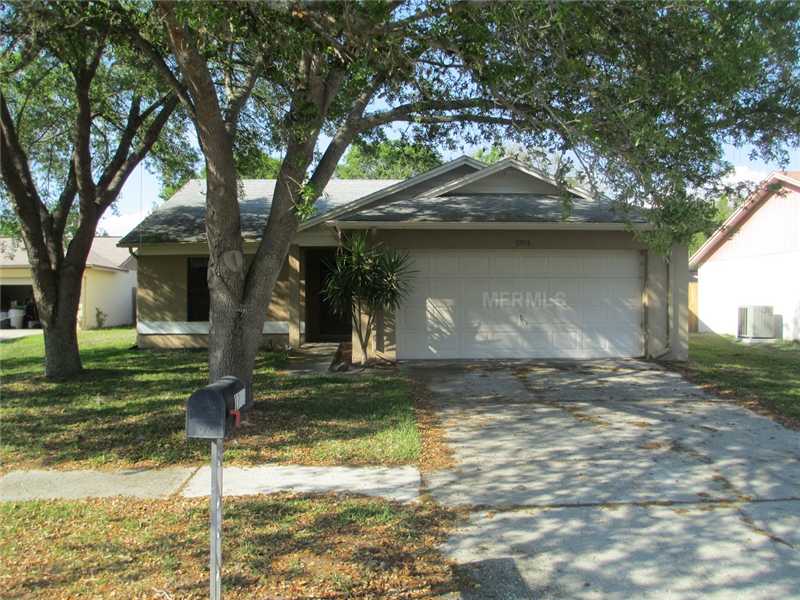1703 Sanderling Ct, Brandon, FL 33511 photo 1