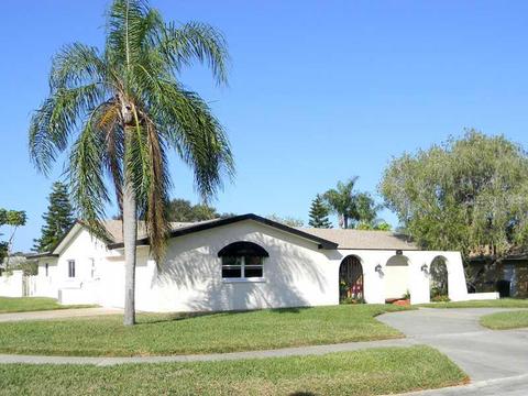 1925 Sandpiper Dr, Clearwater, FL 33764 photo 1
