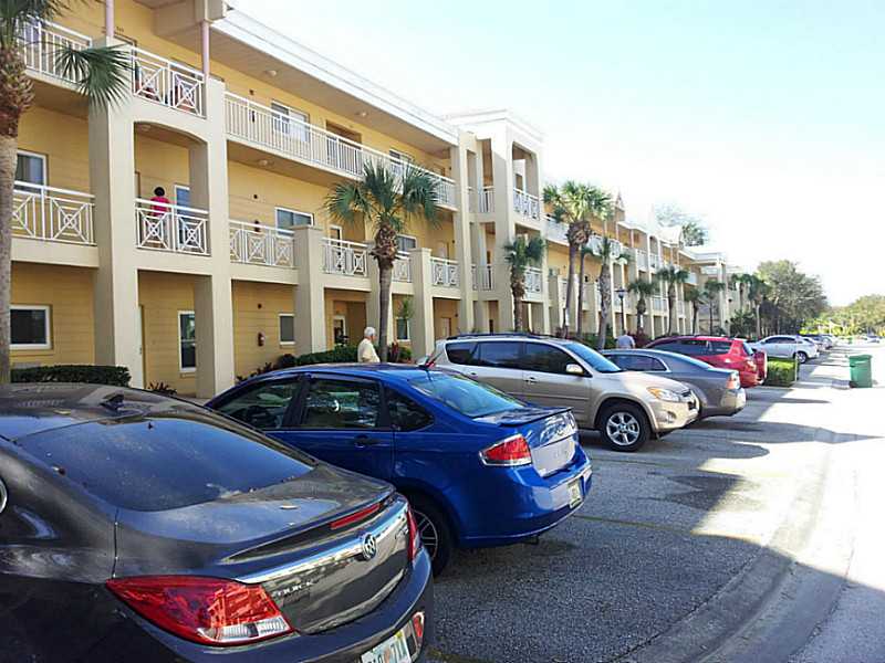 2231 Utopian Dr E #201, Clearwater, FL 33763 photo 1