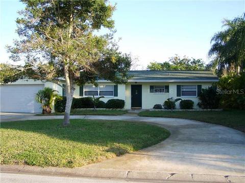 271 Overbrook Dr E, Largo, FL 33770 photo 1