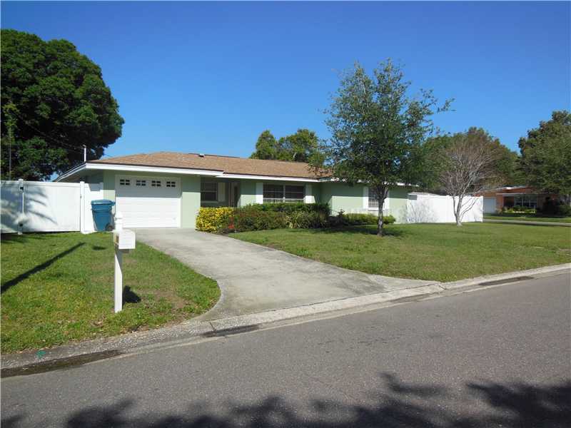 162 E Mineola Dr, Largo, FL 33770 photo 1