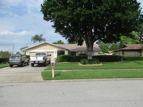 2481 Moore Haven Dr E, Clearwater, FL 33763 photo 1
