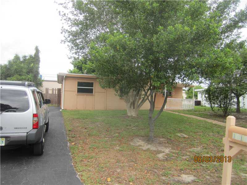 11148 106th St, Largo, FL 33773 photo 1
