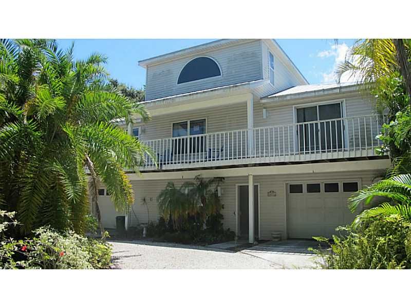 407 73rd St, Holmes Beach, FL 34217 photo 1