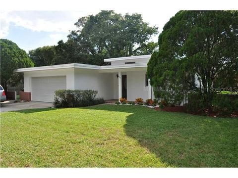 892 Deville Dr, Largo, FL 33771 photo 1