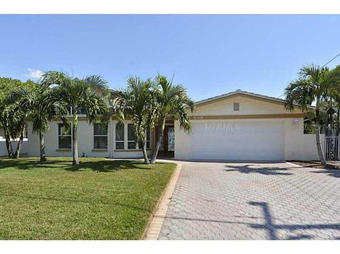 539 Johns Pass Ave, Madeira Beach, FL 33708 photo 1