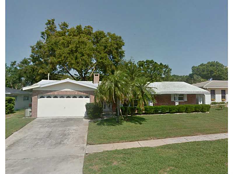 9688 Commodore Dr, Seminole, FL 33776 photo 1