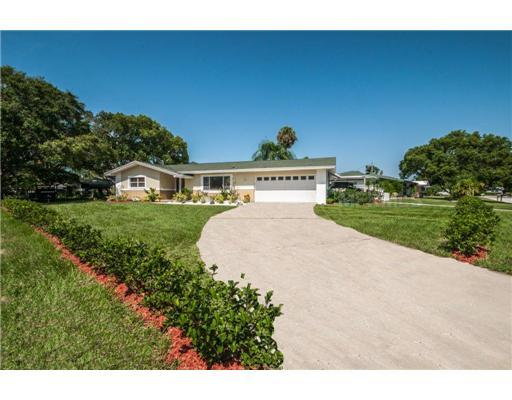 1830 Druid Rd E, Clearwater, FL 33764 photo 1