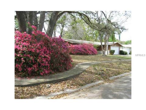 2058 Butternut Cir E, Clearwater, FL 33763 photo 1