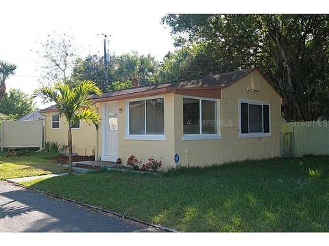 13227 2nd St E, Madeira Beach, FL 33708 photo 1