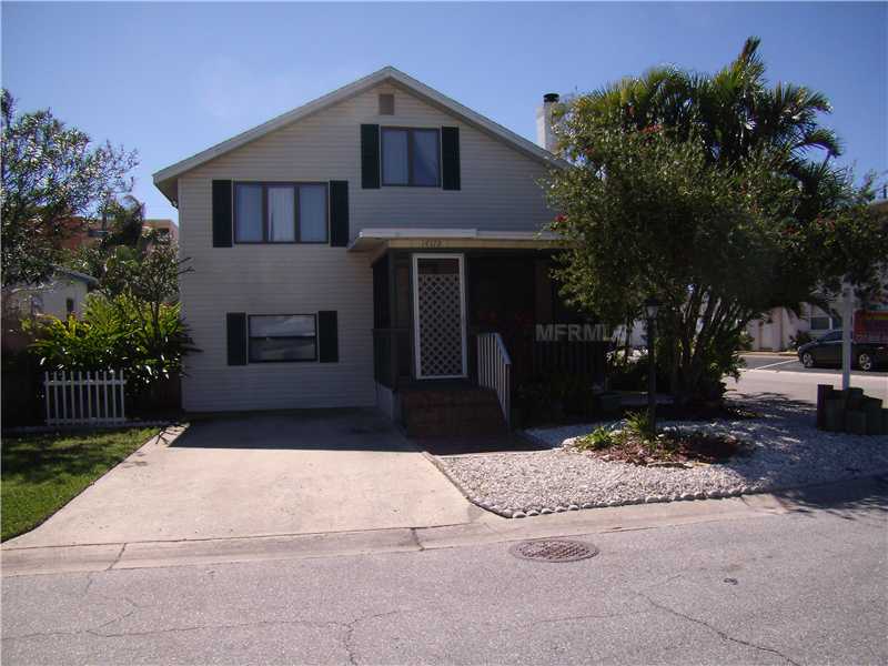 14172 Palm St, Madeira Beach, FL 33708 photo 1