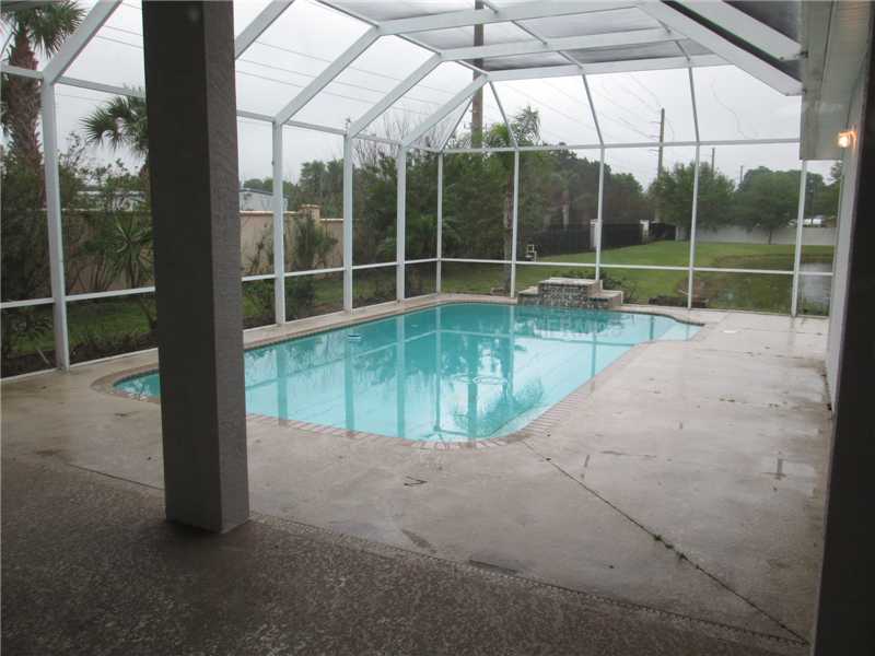 4407 Useppa Dr, Bradenton, FL 34203 photo 1