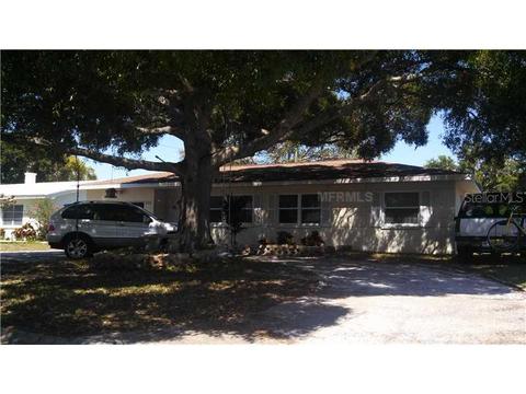 557 Westview Rd, Largo, FL 33770 photo 1
