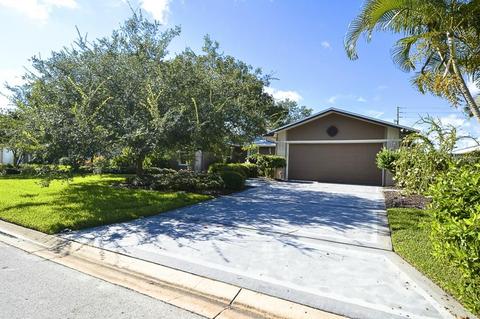 14528 110th Ter, Largo, FL 33774 photo 1
