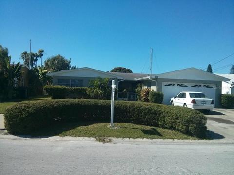 502 Crystal Dr, Madeira Beach, FL 33708 photo 1