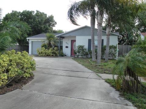 7802 Shadow Run Dr, Largo, FL 33773 photo 1