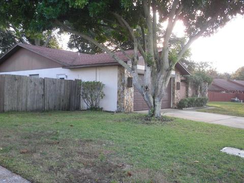2101 Sun Tree Dr, Clearwater, FL 33763 photo 1