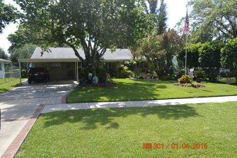503 Shore Dr E, Oldsmar, FL 34677 photo 1