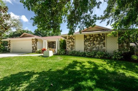 2014 Castille Dr, Dunedin, FL 34698 photo 1