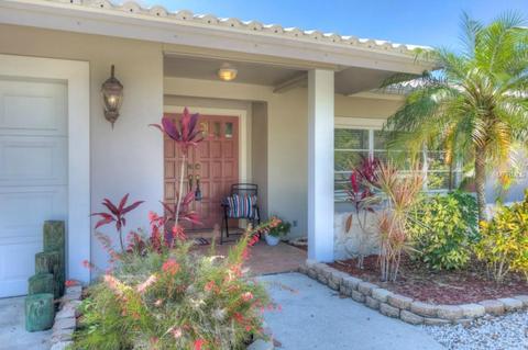 1619 Brookside Blvd, Largo, FL 33770 photo 1