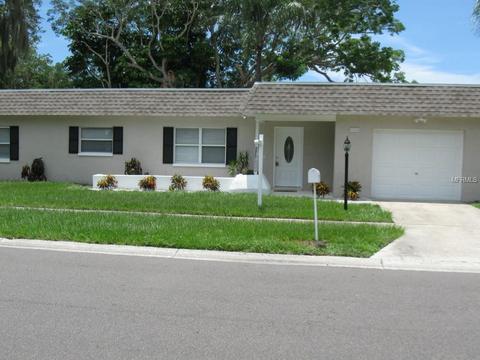 12252 Eldon Dr, Largo, FL 33774 photo 1