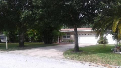 545 Corvette Dr, Largo, FL 33771 photo 1