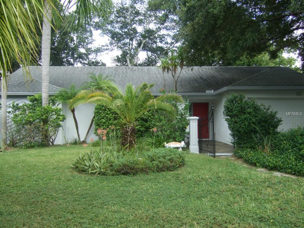 2265 Cypress Point Dr E, Clearwater, FL 33763 photo 1