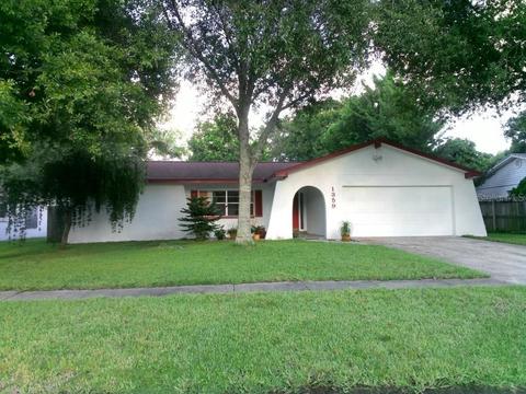 1359 Dinnerbell Ln E, Dunedin, FL 34698 photo 1