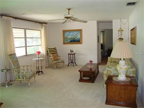 196 Overbrook Dr E, Largo, FL 33770 photo 1