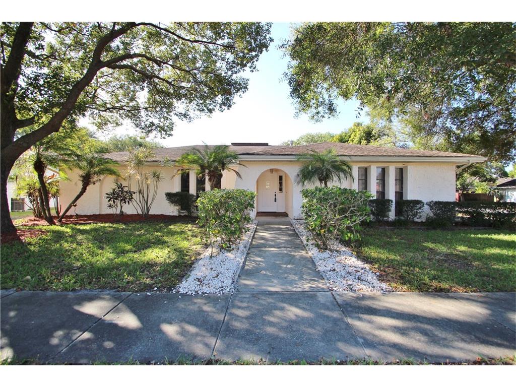 9686 104th Ave, Largo, FL 33773 photo 1