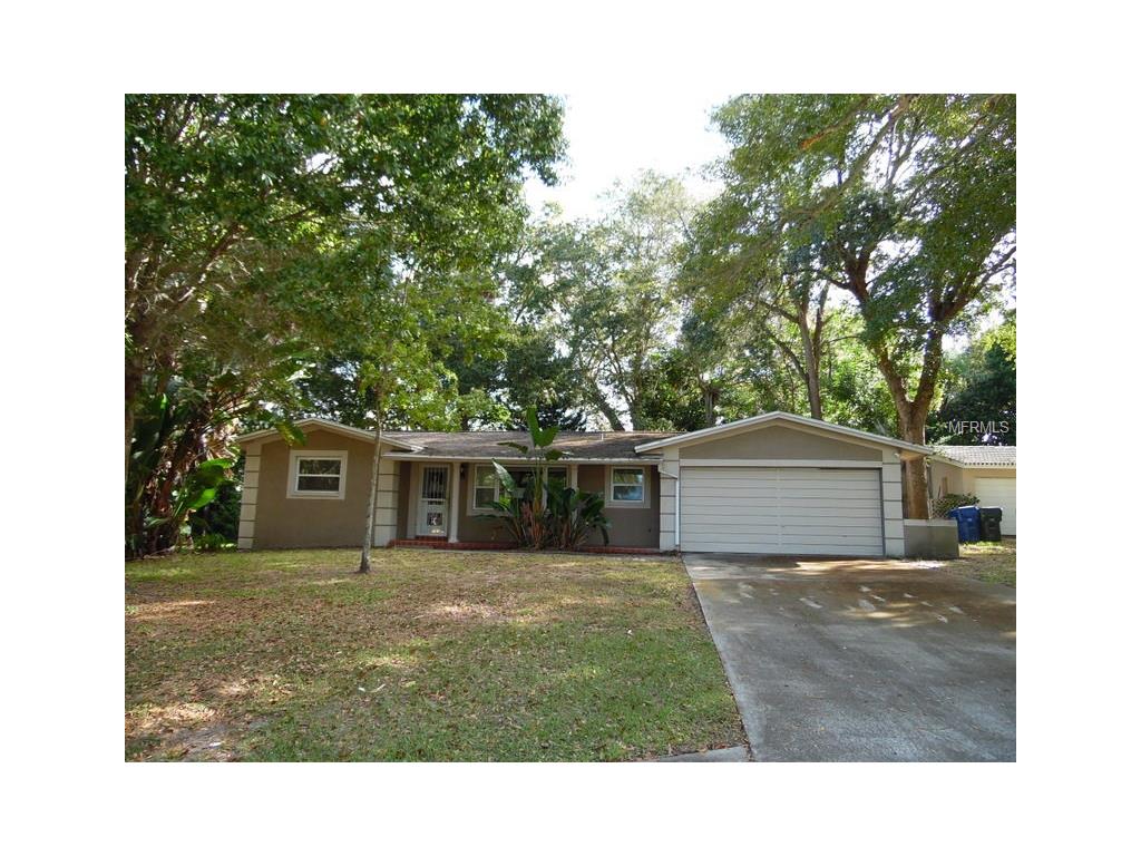 1271 Oakbrook Dr, Largo, FL 33770 photo 1