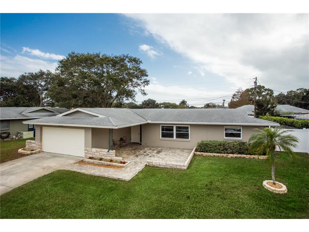 13936 106th Ave N, Largo, FL 33774 photo 1